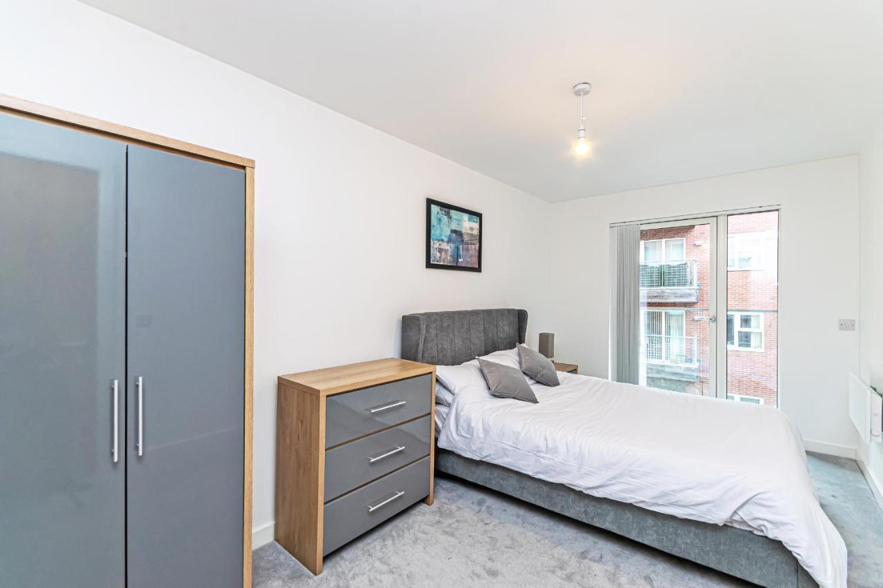 Halo House Apartments Манчестер Экстерьер фото